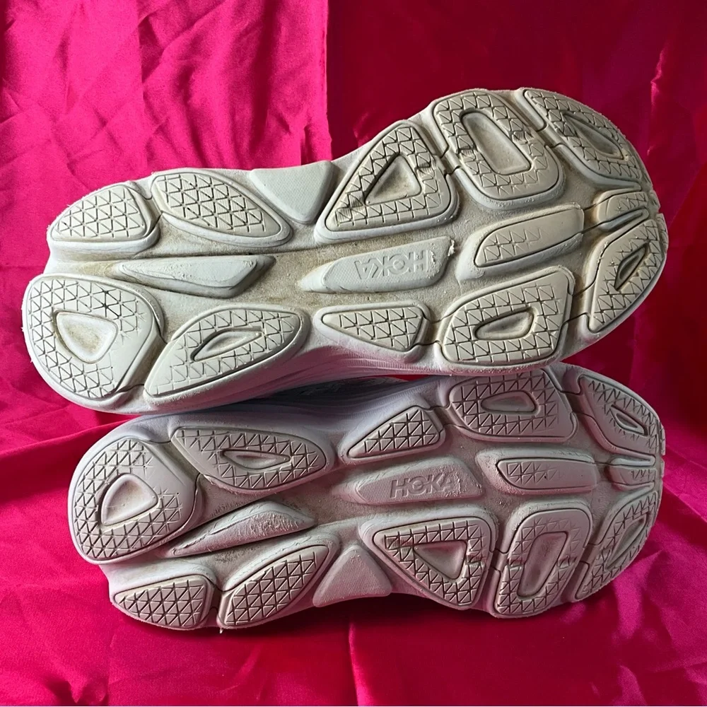 Hoka one no Bondi Women's Cream Athletic Shoes 9D - Picture 10 of 11